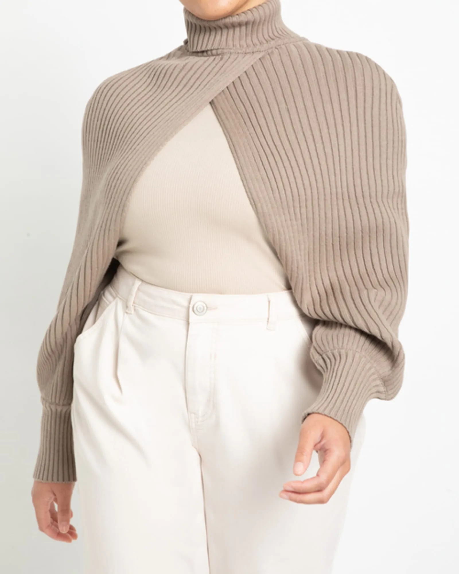 Erin Turtleneck Sweater Sleeves | Roasted Cashew