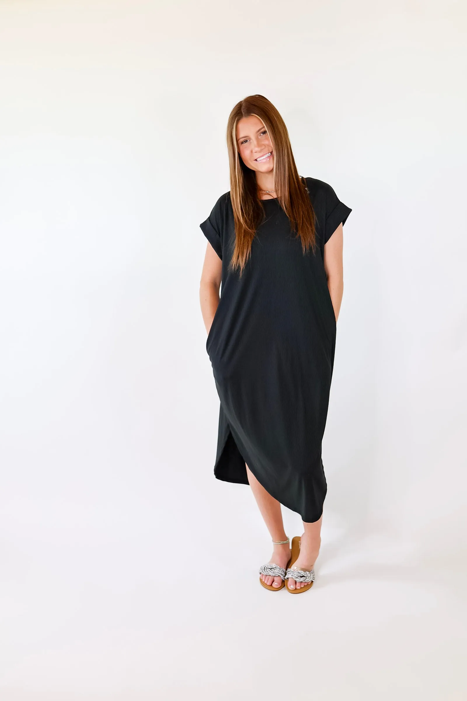 Last Chance Size Small & XL | Chill Looks Short Sleeve Thin Ribbed Midi Dress in Black