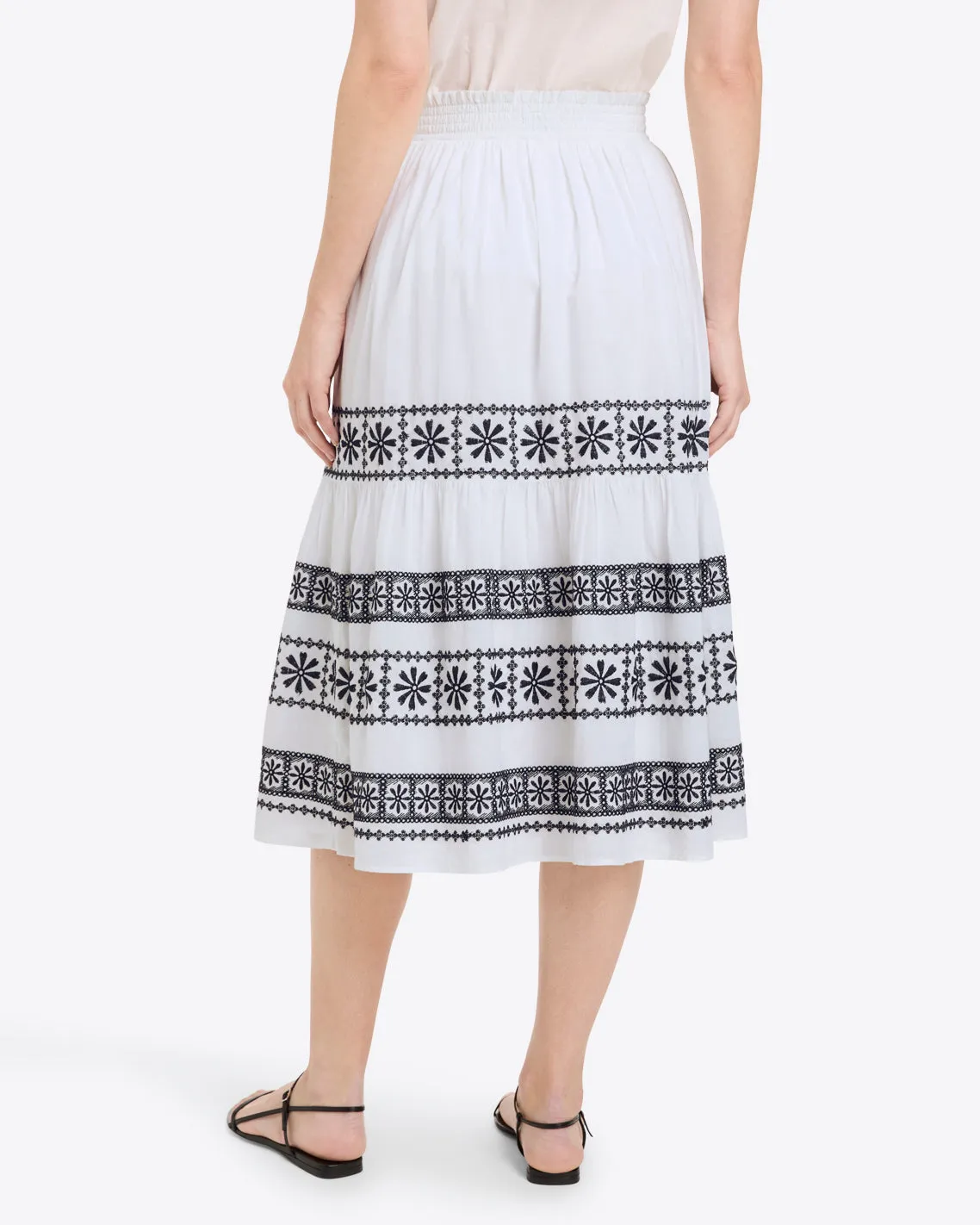 Midi Skirt in Embroidered Cotton