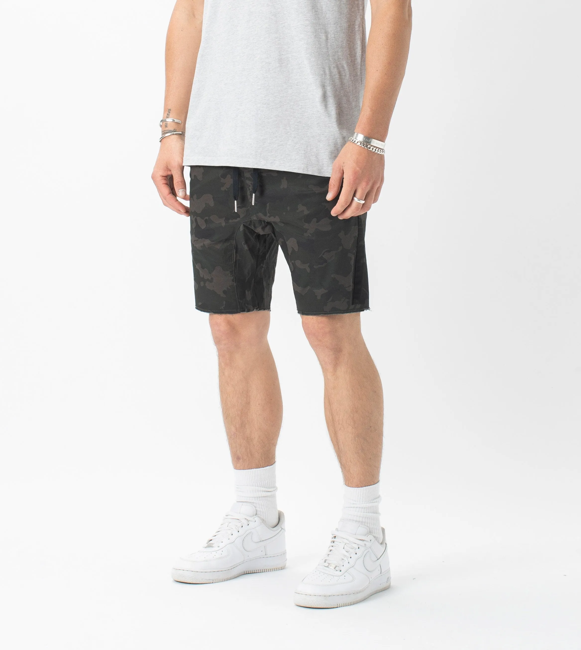 Sureshot Lightweight Short Dk Camo