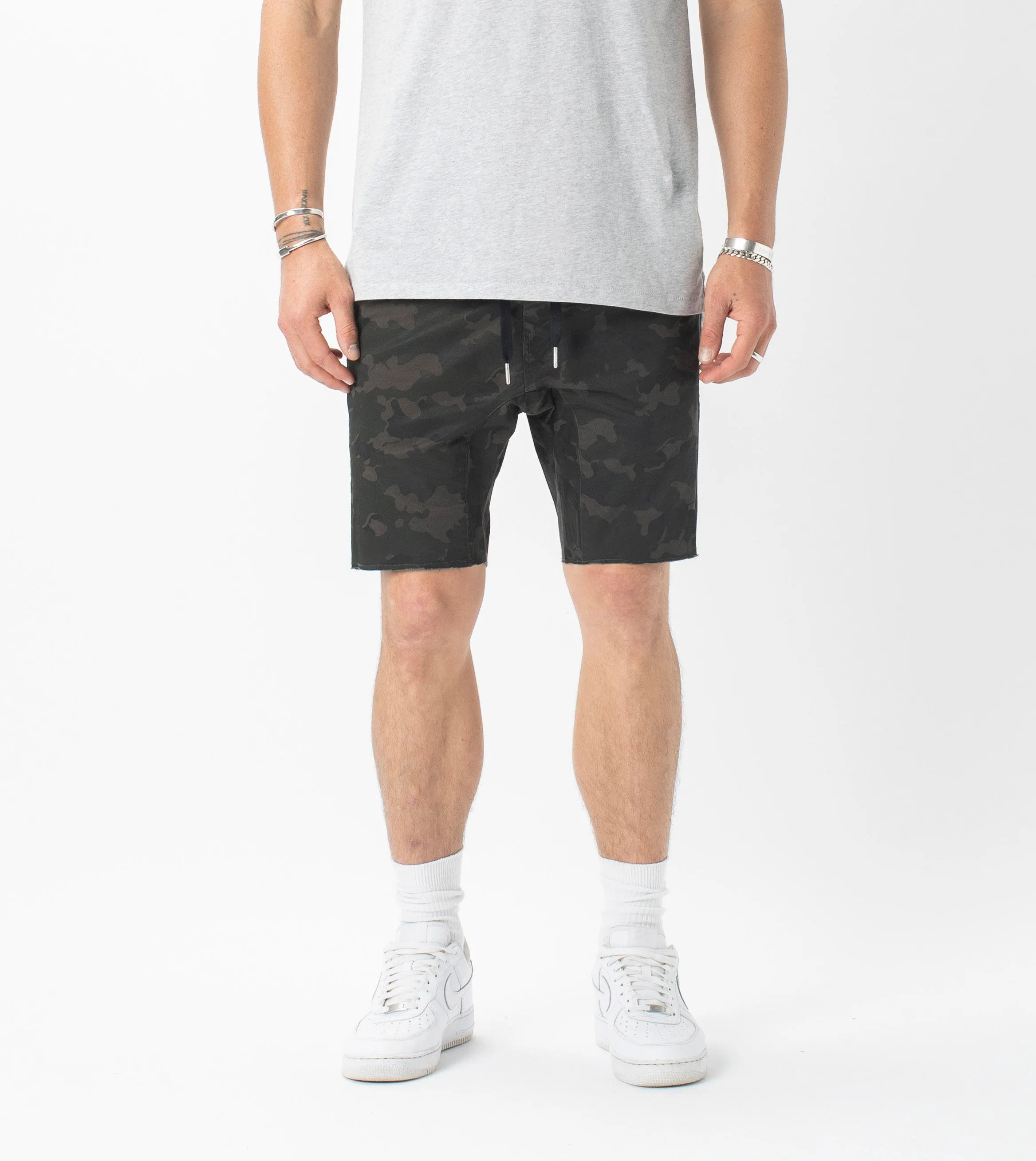 Sureshot Lightweight Short Dk Camo